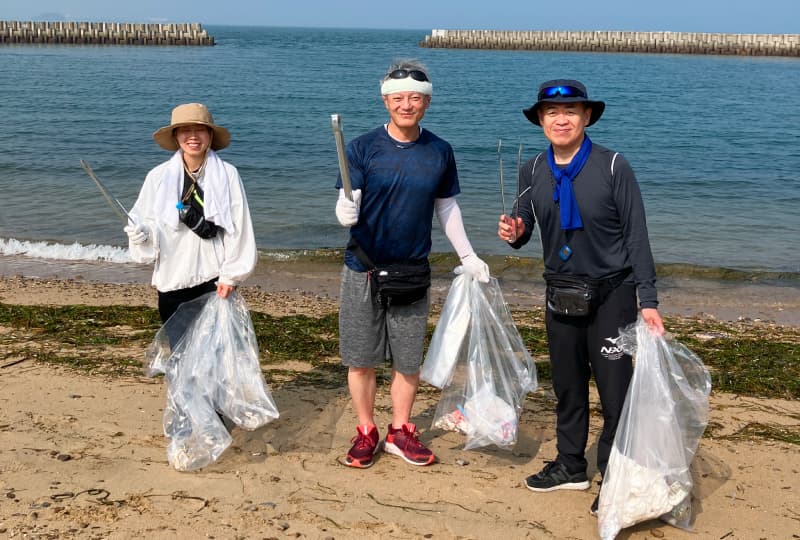 「リフレッシュ瀬戸内」海岸清掃ボランティア 西日本支社（香川）
