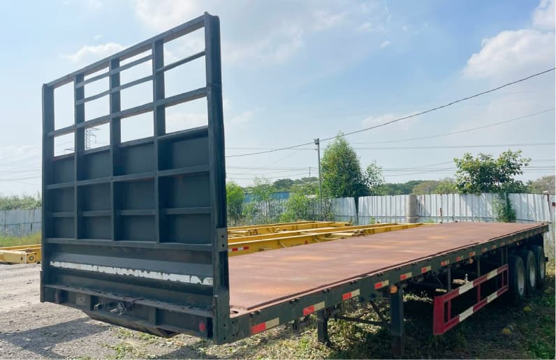 フラットトレーラー