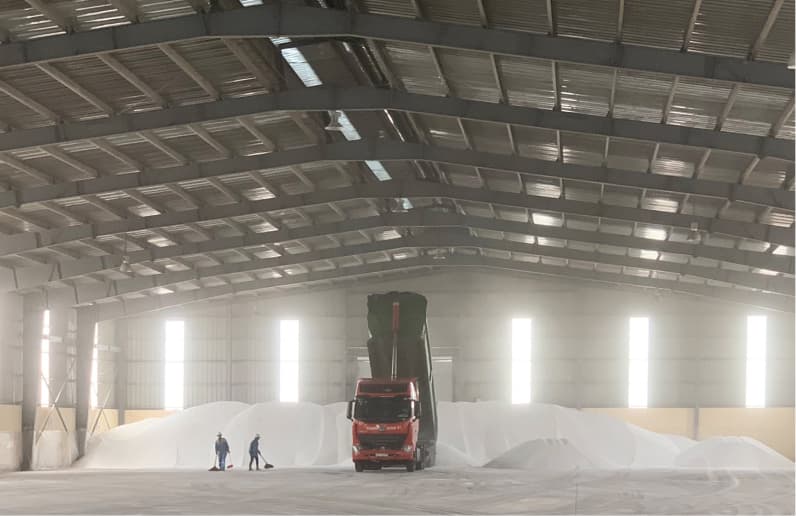 倉庫内（バラ製品保管）